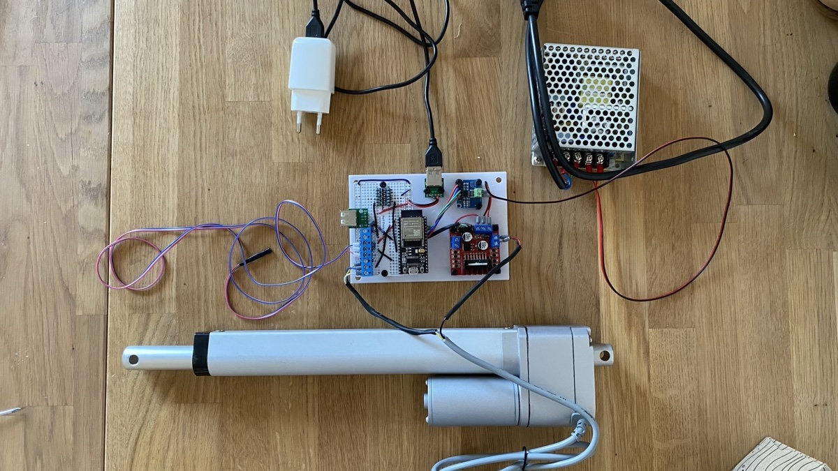 Electronic's ready to be installed